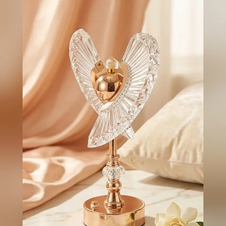 Crystal Heart Table Lamp