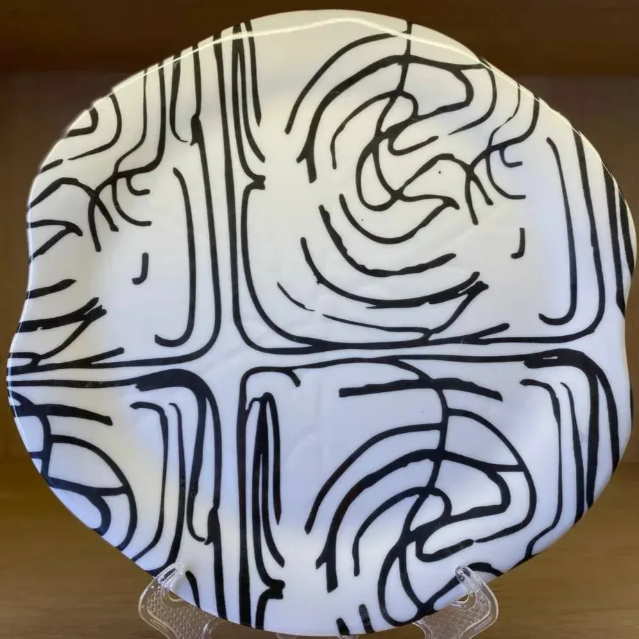 Black and White Abstract Plate